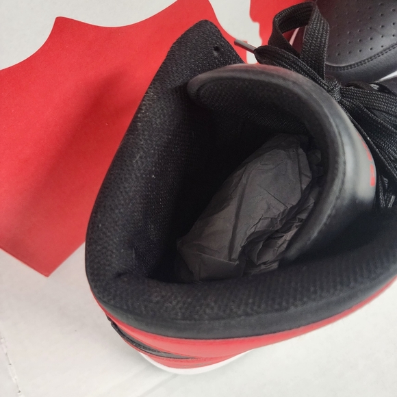 Puma Rebound Layup Like New Basketball Shoe In Box Men's 12 Wide Fit Black Red - Picture 4 of 11